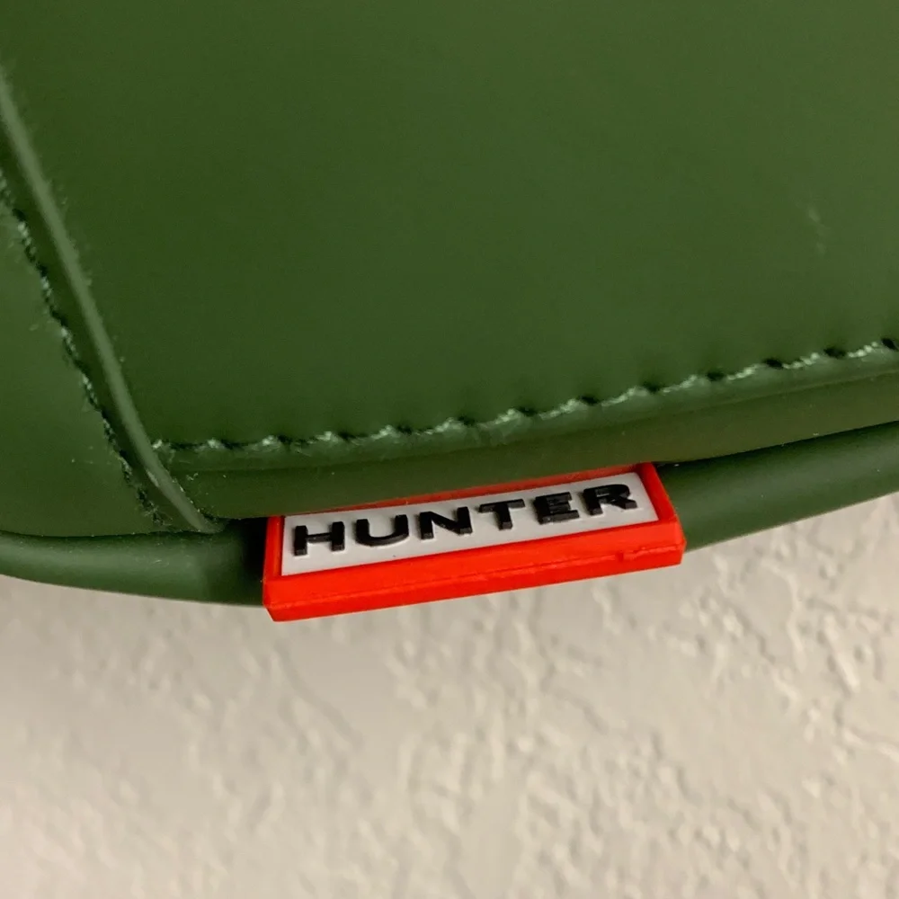 Hunter Olive and Black Belt Bag NWOT - Picture 2 of 4